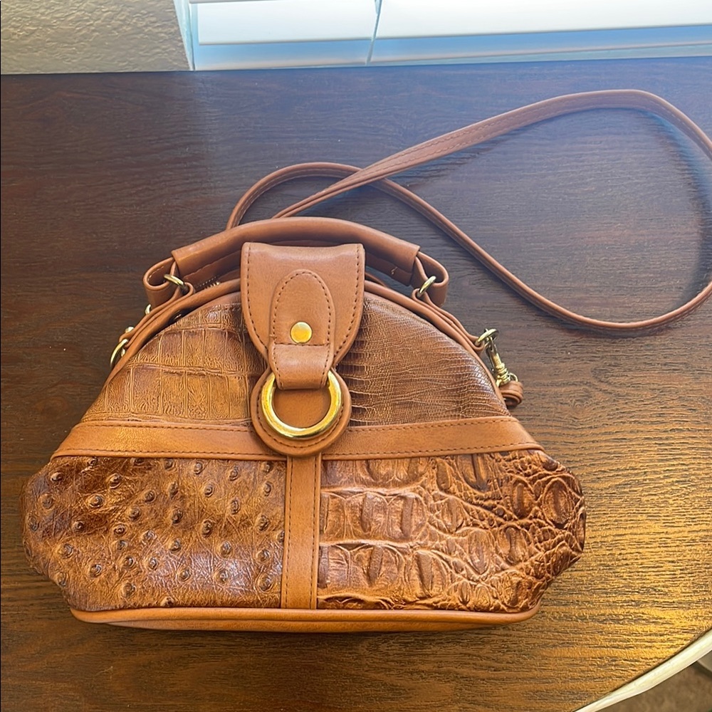 Elegant Brown Leather Women's Bag